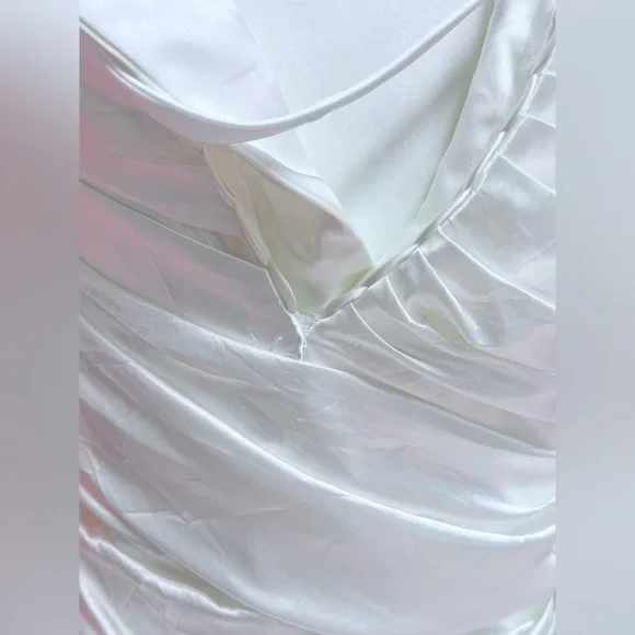 Sottero and Midgley Couture Ivory Strapless Gown - Picture 14 of 16